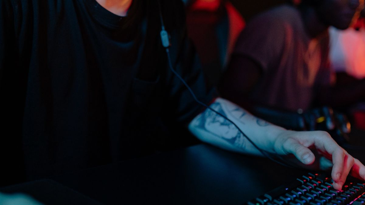 0-Day-Exploit: Wie Hacker davon profitieren, bevor alle anderen es tun?